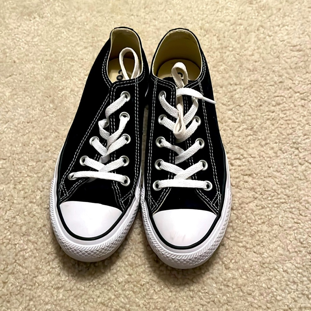 Black converse